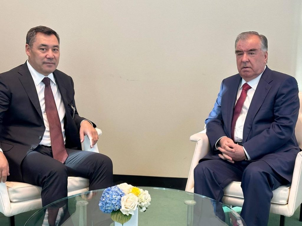 Встреча с президентом Республики Кыргызстан Садыром Жапаровым