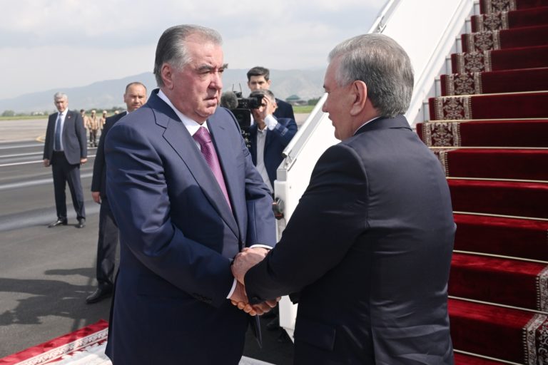 Завершился государственный визит Президента Республики Узбекистан в Республику Таджикистан