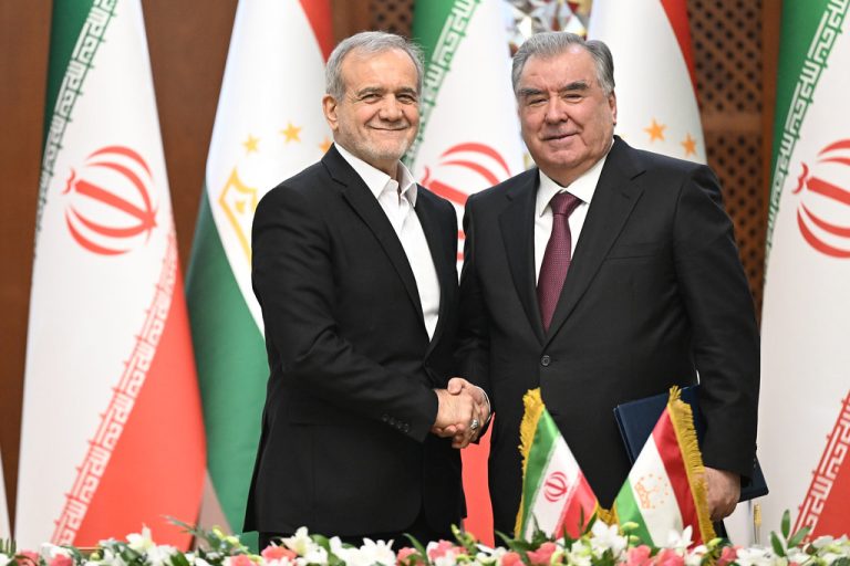 New Cooperation Documents Signed Between Tajikistan and Iran