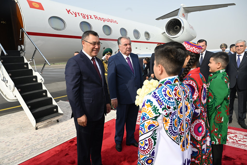 Commencement of the state visit of the President of the Kyrgyz Republic to Tajikistan